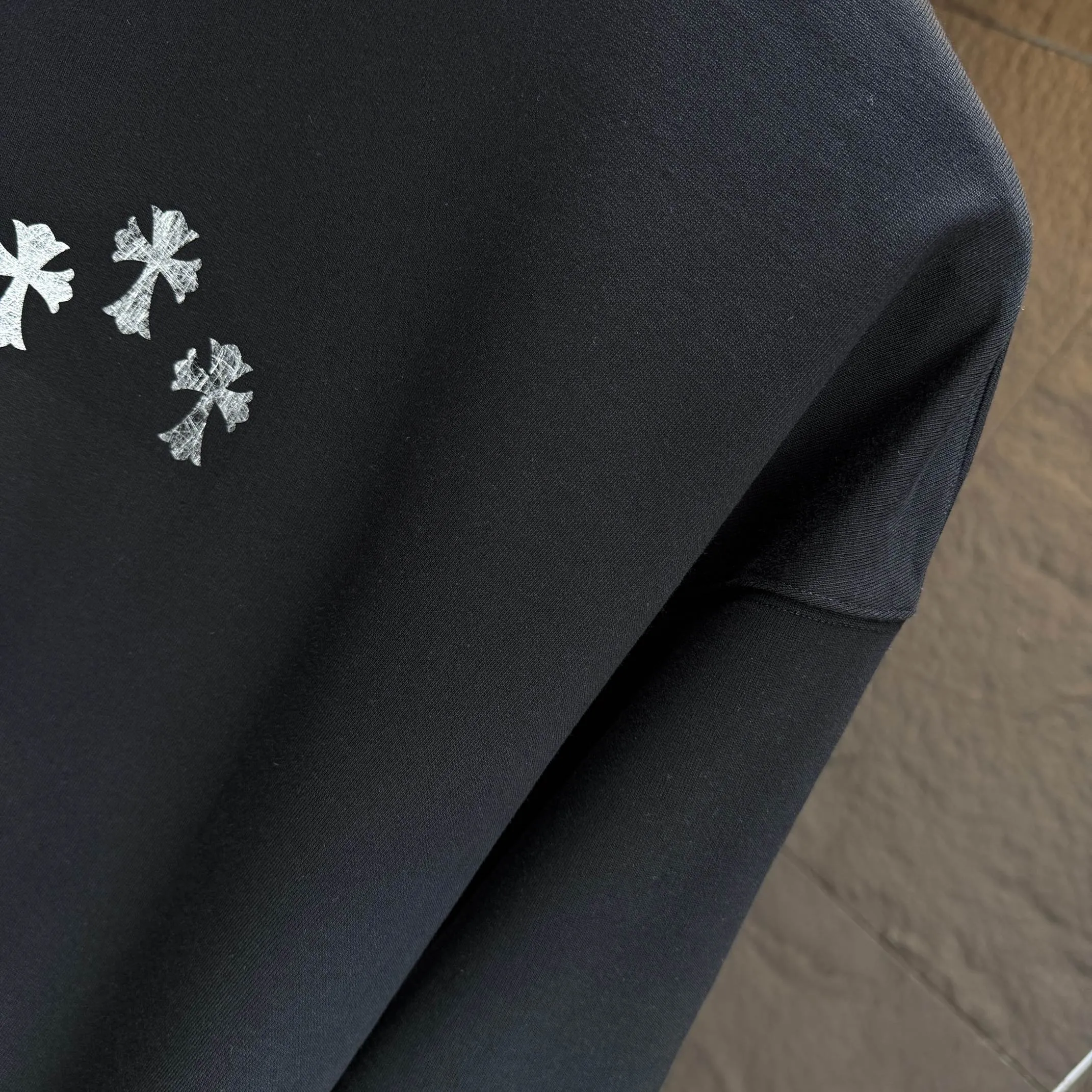 🅿️250 CH* Croixin* 2025 autumn and winter new round neck sweatshirt 400g terry cotton Sanskrit horseshoe logo flocking➕silver wire Color: Black White Gray Purple Size: S M L XL XXL